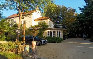 L'hôtel Joséphine et gîtes à St Vincent de Cosse